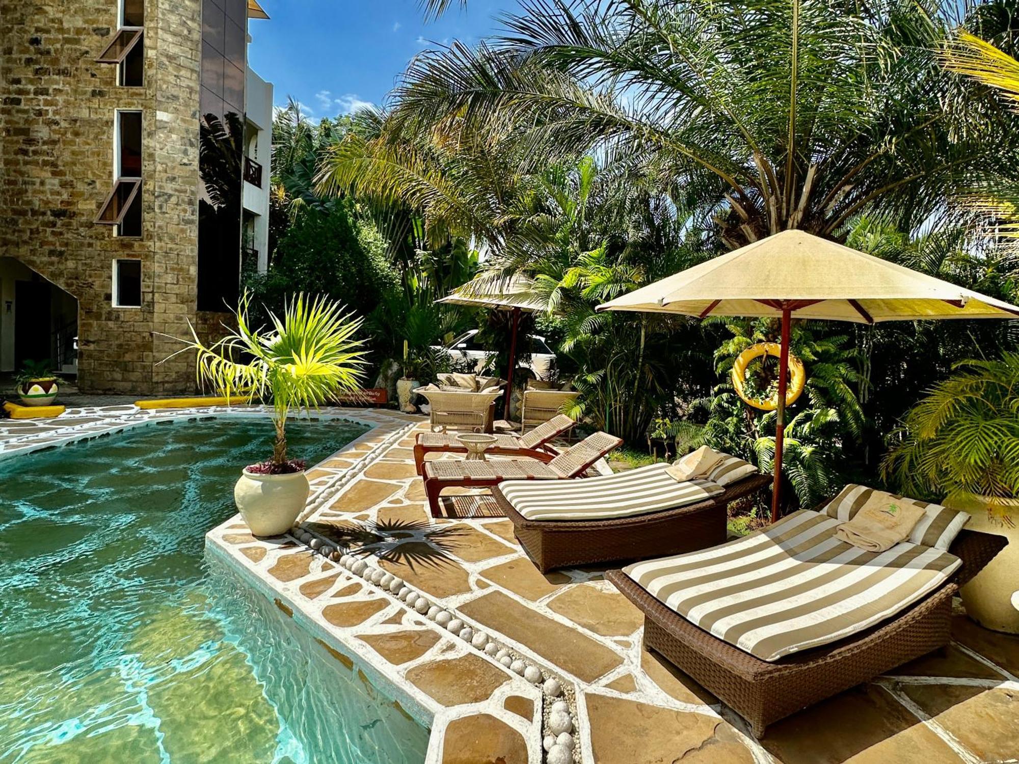 Amani Luxury Apartments Mombasa Exterior photo