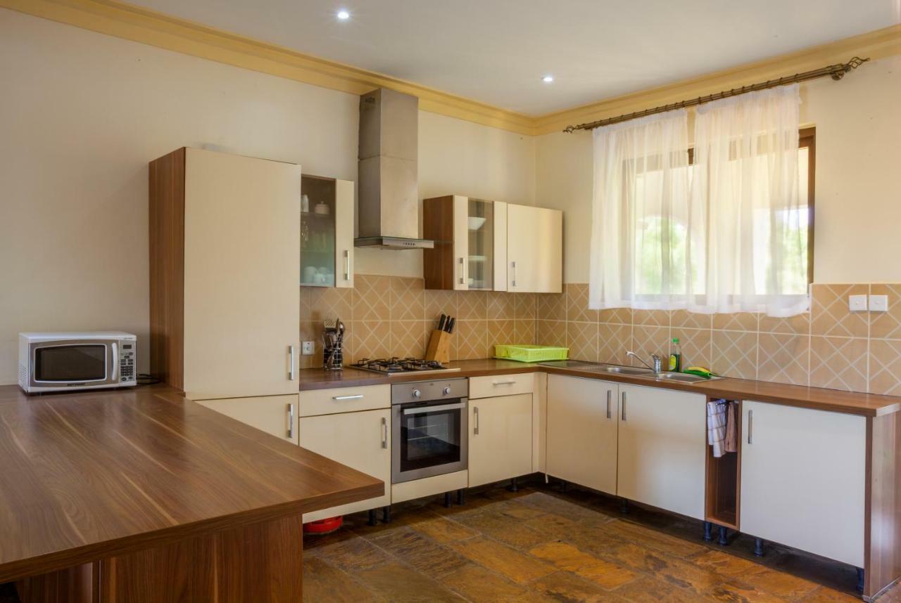 Amani Luxury Apartments Mombasa Exterior photo